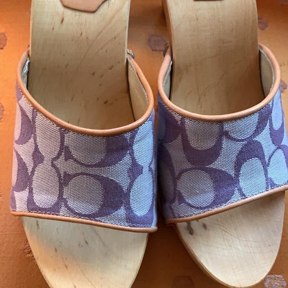 COACH CANVAS WOODEN CLOG SANDALS - Picture 7 of 7